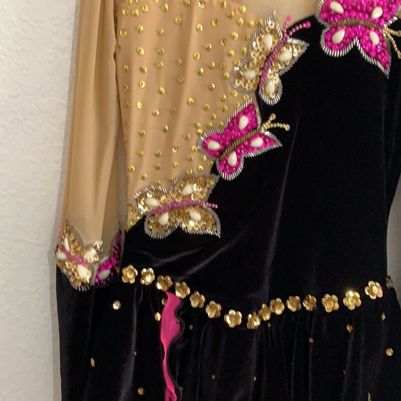 Figure Ice Skating Dress - Picture 9 of 16